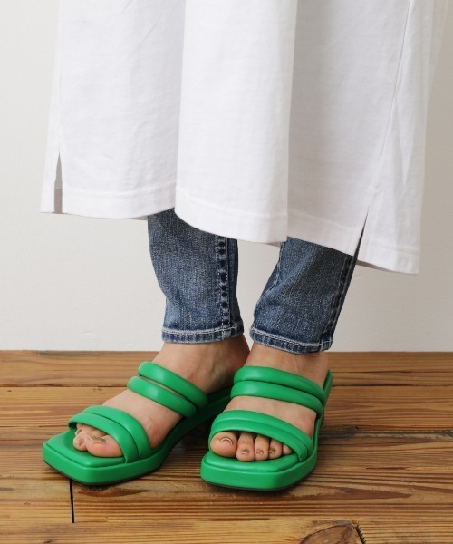 RODEO CROWNS WIDE BOWL（ロデオクラウンズワイドボウル）の「CODE SANDALS（サンダル・レディース・ブラック/グリーン/クリア・LARGE/MEDIUM）」の12枚目の写真