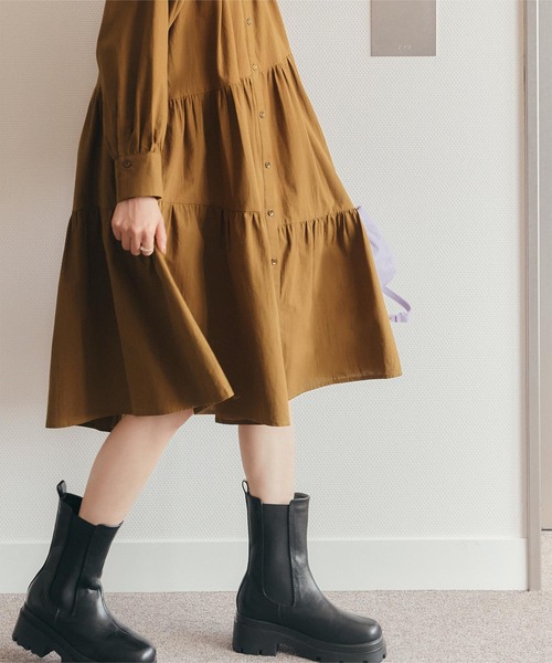 titivate（ティティベイト）の「ﾊﾞｯｸﾘﾎﾞﾝ付きﾃｨｱｰﾄﾞﾜﾝﾋﾟｰｽ（ワンピース・レディース・ブラウン/ブラック/オフホワイト・S/L/M）」の15枚目の写真