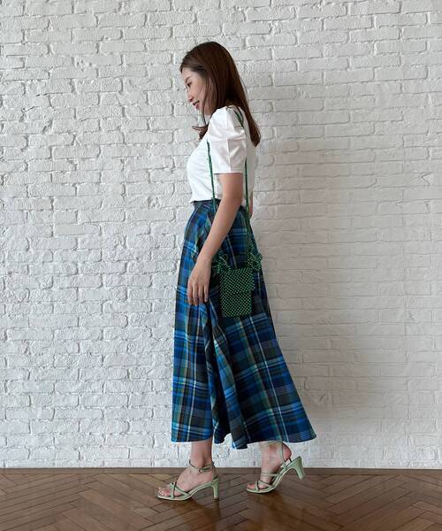 couture brooch（クチュールブローチ）の「◆【コレ一枚で旬顔スタイル！】コンパクトパワショルカットソー（Tシャツ/カットソー・レディース・ブラック/オフホワイト/ライトパープル/ホワイト系5・40/38/42）」の12枚目の写真