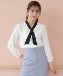 パール金具使い配色ボウタイブラウス