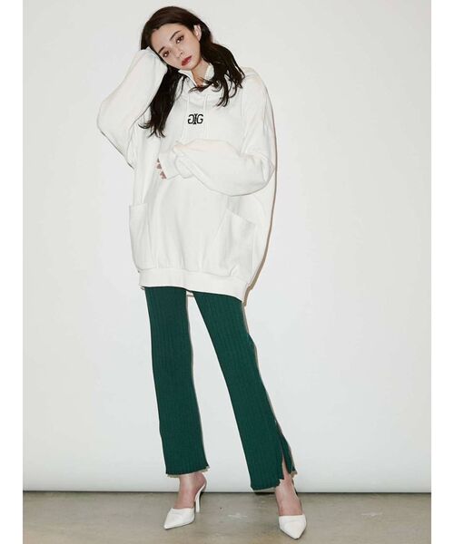 GYDA（ジェイダ）の「SYMMETRY GYDAデザイン BIGスウェットパーカー（スウェット・レディース・ブラック/オフホワイト・FREE）」の8枚目の写真