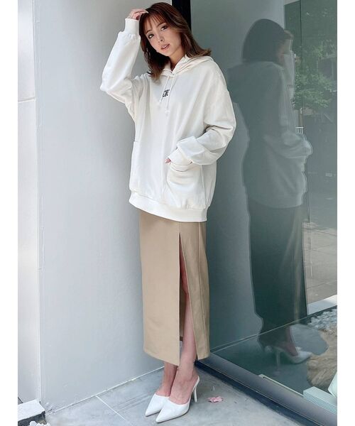 GYDA（ジェイダ）の「SYMMETRY GYDAデザイン BIGスウェットパーカー（スウェット・レディース・ブラック/オフホワイト・FREE）」の14枚目の写真