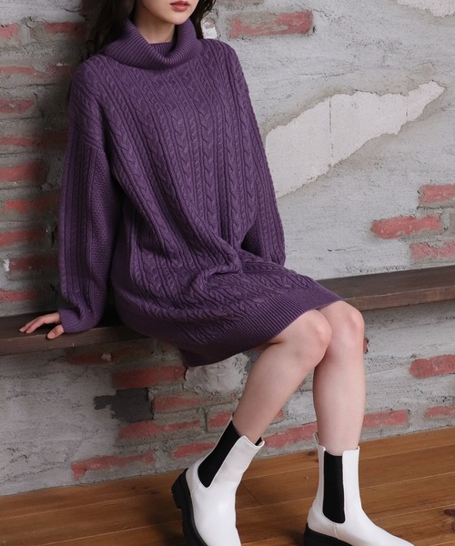 Honeys(ハニーズ)の「オフタートルワンピース(ワンピース・レディース・アイボリー/ベージュ/パープル/ブルー・S/M/L)」の4枚目の写真