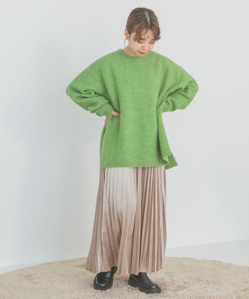 ITEMS URBANRESEARCH（アイテムズ アーバンリサーチ）の「サイドスリットニットプルオーバー（ニット/セーター・レディース・ベージュ/グリーン/オレンジ・FREE）」の20枚目の写真