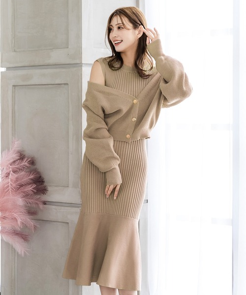 Julia Boutique(ジュリアブティック)の「2点セット・バルーンスリーブカーディガン+マーメイドワンピース/22548(ワンピース・レディース・グレー/オフホワイト/ベージュ/ブラック/ピンク・ONE)」の17枚目の写真