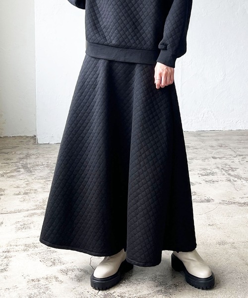 LIAN（リアン）の「キルティングフレアスカート（スカート・レディース・杢グレー/カーキ/ブラック・FREE）」の2枚目の写真