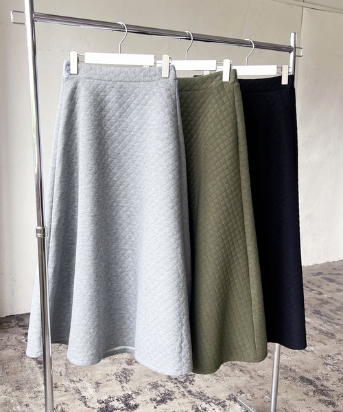 LIAN（リアン）の「キルティングフレアスカート（スカート・レディース・杢グレー/カーキ/ブラック・FREE）」の6枚目の写真