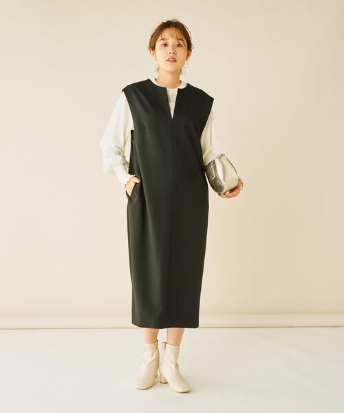 NOLLEY’S(ノーリーズ)の「《手洗い可能》袖口フリルプルオーバーニット(ニット/セーター・レディース・オフホワイト/イエロー/ネイビー/グリーン/ベビーピンク・38)」の8枚目の写真
