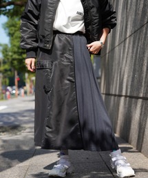 AVIREX | ≪WEB&DEPOT限定≫NYLON PLEATED COMBI SKIRT/ ナイロンプリーツコンビスカート(スカート)
