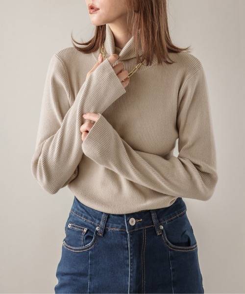 SUGAR BISKET（シュガービスケット）の「フィンガーホールリブタートルニット（ニット/セーター・レディース・ブラック/その他2/グレー/ブラウン/ベージュ・フリー）」の17枚目の写真