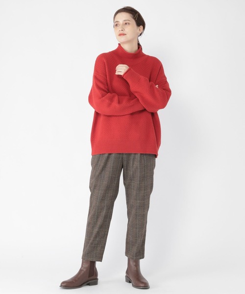 studio CLIP(スタディオクリップ)の「【お手入れラクラクニット】7ゲージロールネックニットプルオーバー(ニット/セーター・レディース・アイボリー/ライトグレー/レッド/ブラウン/マスタード/ダークブラウン・MEDIUM/LARGE)」の22枚目の写真