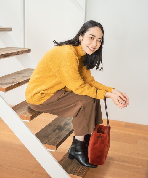 studio CLIP(スタディオクリップ)の「【お手入れラクラクニット】7ゲージロールネックニットプルオーバー(ニット/セーター・レディース・アイボリー/ライトグレー/レッド/ブラウン/マスタード/ダークブラウン・MEDIUM/LARGE)」の17枚目の写真