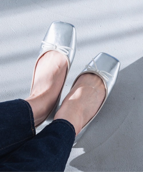 EVOL(イーボル)の「【EVOL】軽量ソフトスクエアバレエ IU5033(バレエシューズ・レディース・ゴールド/ブラック/アイボリー/シルバー/ベージュ/ブラック系その他/ブルー/ブラウン/グリーン/レオパード/ゴールド系その他/アニマル・22.0cm/22.5cm/23.0cm/24.0cm/24.5cm/25.0cm/25.5cm/23.5cm/21.5cm)」の8枚目の写真