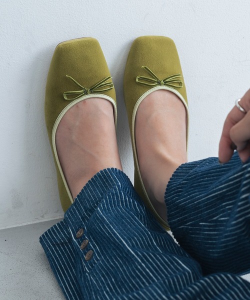 EVOL(イーボル)の「【EVOL】軽量ソフトスクエアバレエ IU5033(バレエシューズ・レディース・ゴールド/ブラック/アイボリー/シルバー/ベージュ/ブラック系その他/ブルー/ブラウン/グリーン/レオパード/ゴールド系その他/アニマル・22.0cm/22.5cm/23.0cm/24.0cm/24.5cm/25.0cm/25.5cm/23.5cm/21.5cm)」の1枚目の写真