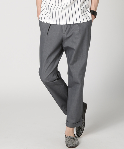 EDIFICE(エディフィス)の「◇PRODUCT F ライトレフトデニム1タッククロップドパンツ(その他パンツ・メンズ・ネイビー/グレー・50/48/46/42/44)」の2枚目の写真