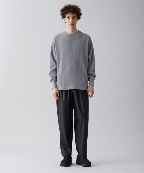 UNFILO（アンフィーロ）の「イージーケア ワッフル クルーネック（Tシャツ/カットソー・メンズ・ブラック系/ライトグレー系・SMALL/MEDIUM/LARGE/X-LARGE）」の3枚目の写真