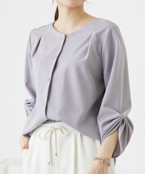 nissen（ニッセン）の「Ｖネックカットソーブラウス【UVカット・洗濯機OK】（Tシャツ/カットソー・レディース・ライトグリーン/ピンク/ネイビー/モカ/ブルー/グレー/オフホワイト・L/LL/M/S）」の3枚目の写真