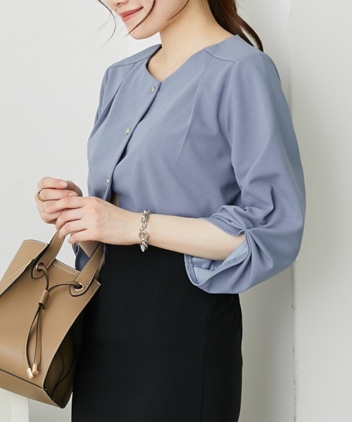 nissen（ニッセン）の「Ｖネックカットソーブラウス【UVカット・洗濯機OK】（Tシャツ/カットソー・レディース・ライトグリーン/ピンク/ネイビー/モカ/ブルー/グレー/オフホワイト・L/LL/M/S）」の6枚目の写真