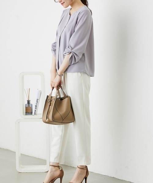 nissen（ニッセン）の「Ｖネックカットソーブラウス【UVカット・洗濯機OK】（Tシャツ/カットソー・レディース・ライトグリーン/ピンク/ネイビー/モカ/ブルー/グレー/オフホワイト・L/LL/M/S）」の13枚目の写真