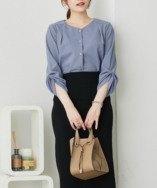 nissen（ニッセン）の「Ｖネックカットソーブラウス【UVカット・洗濯機OK】（Tシャツ/カットソー・レディース・ライトグリーン/ピンク/ネイビー/モカ/ブルー/グレー/オフホワイト・L/LL/M/S）」の18枚目の写真