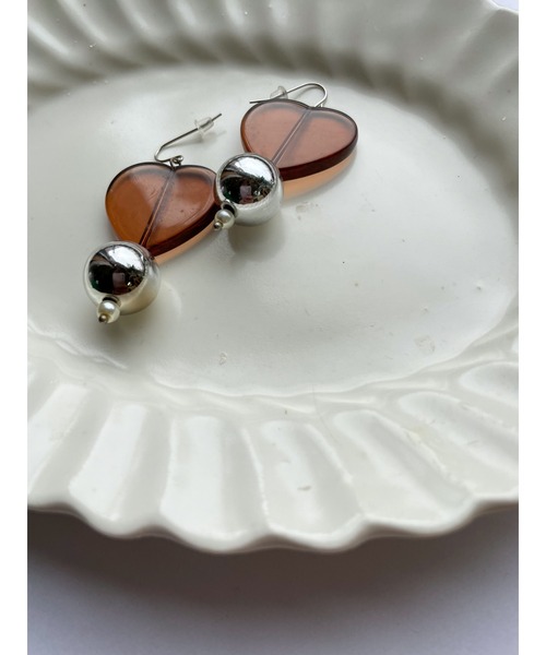 tone(トーン)の「【Occhocochoi】heart ball pierce brown(MA)(ピアス(両耳用)・レディース・シルバー・FREE)」の2枚目の写真