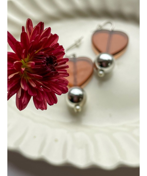 tone(トーン)の「【Occhocochoi】heart ball pierce brown(MA)(ピアス(両耳用)・レディース・シルバー・FREE)」の5枚目の写真