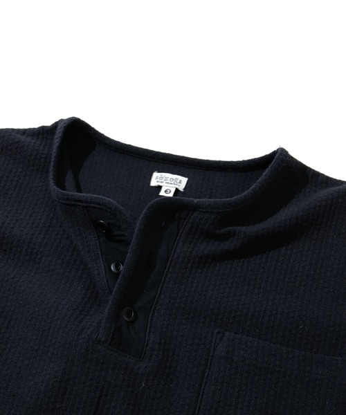 AOZORA(アオゾラ)の「AOZORA/アオゾラ 刺し子WAVEバインダーヘンリー(Tシャツ/カットソー・メンズ・ブラック/オリーブ・MEDIUM/LARGE/X-LARGE)」の3枚目の写真
