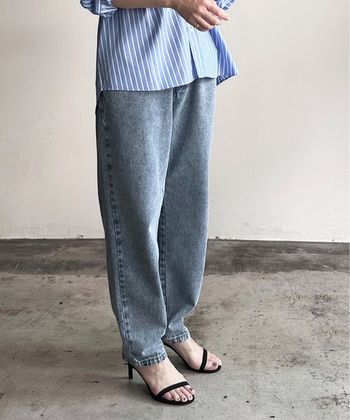 COMMON WARE(コモンウェアー)の「COMMONWARE:12ozデニムワイドテーパードパンツ(デニムパンツ・レディース・ケミカルウォッシュ/インディゴブルー/ライトインディゴブルー/ブラック系/ブラック・L/XL/M)」の5枚目の写真