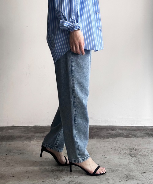 COMMON WARE(コモンウェアー)の「COMMONWARE:12ozデニムワイドテーパードパンツ(デニムパンツ・レディース・ケミカルウォッシュ/インディゴブルー/ライトインディゴブルー/ブラック系/ブラック・L/XL/M)」の20枚目の写真