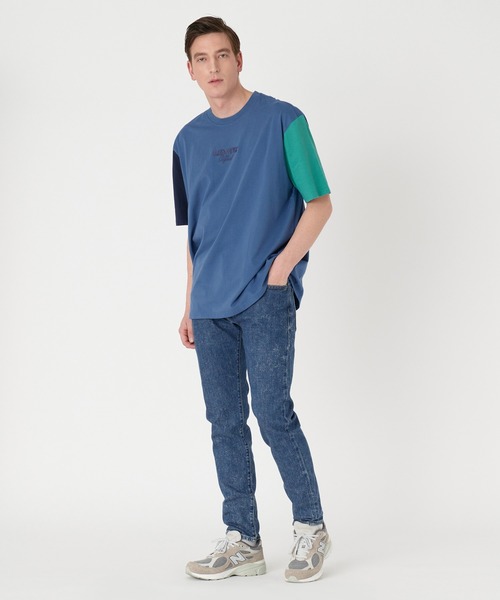 Levi's(リーバイス)の「Levi's/リーバイス ルーズフィットクルーネック バイカラーTシャツ ネイビー(Tシャツ/カットソー・メンズ・マルチ・S/M/L/XL)」の5枚目の写真