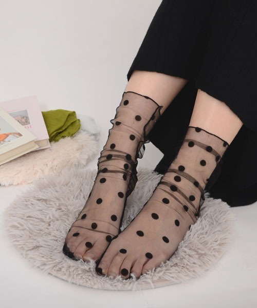 VIBGYOR Women（ヴィブジョー　ウィメン）の「【float】ブラック シースルー クルー丈ソックス【7パターン展開】（ソックス/靴下・レディース・B/G/C/D/E/F/A・FREE）」の4枚目の写真