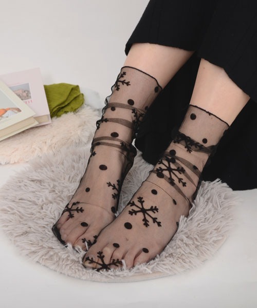 VIBGYOR Women（ヴィブジョー　ウィメン）の「【float】ブラック シースルー クルー丈ソックス【7パターン展開】（ソックス/靴下・レディース・B/G/C/D/E/F/A・FREE）」の5枚目の写真