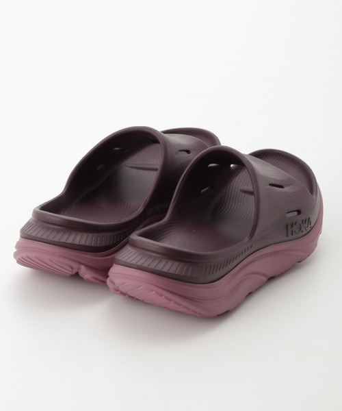 HOKA(ホカ)の「【HOKA ONE ONE for emmi】ORA RECOVERY SLIDE3(サンダル・レディース・ローズ・23cm/24cm/25cm)」の3枚目の写真
