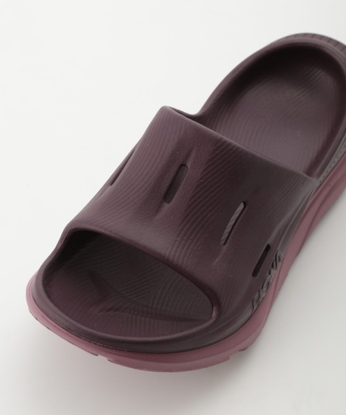 HOKA(ホカ)の「【HOKA ONE ONE for emmi】ORA RECOVERY SLIDE3(サンダル・レディース・ローズ・23cm/24cm/25cm)」の5枚目の写真
