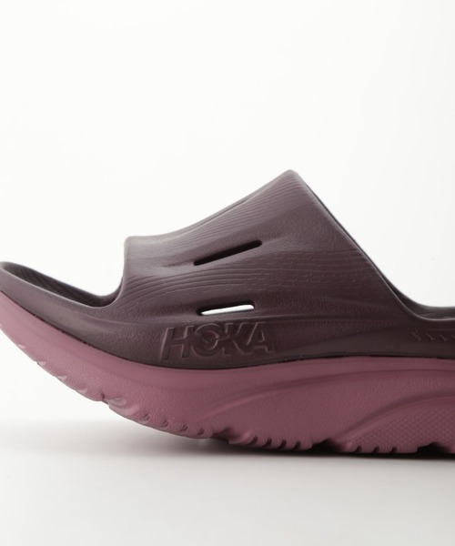 HOKA(ホカ)の「【HOKA ONE ONE for emmi】ORA RECOVERY SLIDE3(サンダル・レディース・ローズ・23cm/24cm/25cm)」の6枚目の写真