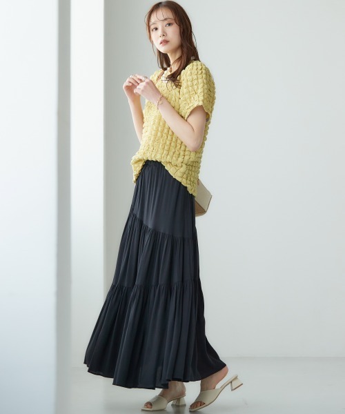 miclat（ミクラ）の「大きいサイズ　ギャザーティアードスカート　miclat（スカート・レディース・ブラック/グリーン系・LL/5L/4L/3L/L）」の4枚目の写真