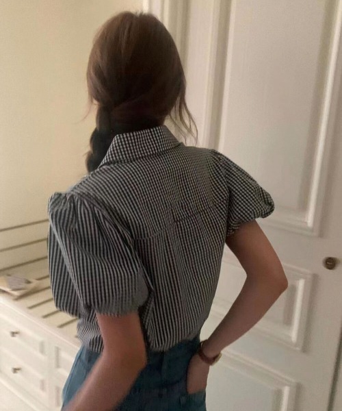 Chick(チック)の「ギンガムチェックパフスリーブ半袖トップス(シャツ/ブラウス・レディース・ブラック/グリーン・FREE)」の6枚目の写真