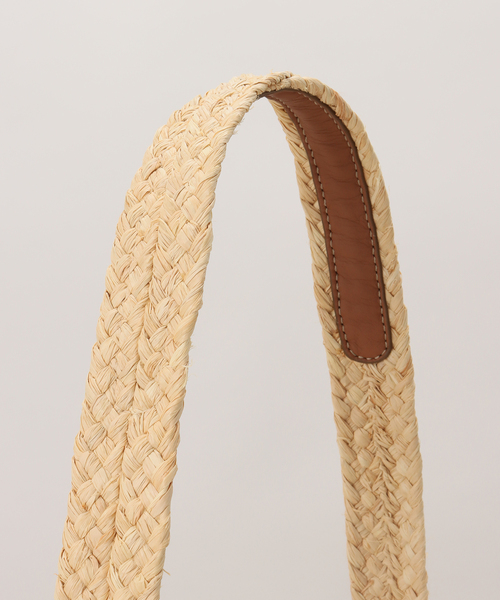 Helen Kaminski（ヘレンカミンスキー）の「≪一部店舗+WEB限定≫【HELEN KAMINSKI/ヘレン カミンスキー】CAMARIL S BRIDLE（かごバッグ・レディース・ベージュ/チャコールグレー・FREE）」の8枚目の写真