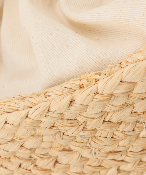 Helen Kaminski（ヘレンカミンスキー）の「≪一部店舗+WEB限定≫【HELEN KAMINSKI/ヘレン カミンスキー】CAMARIL S BRIDLE（かごバッグ・レディース・ベージュ/チャコールグレー・FREE）」の18枚目の写真