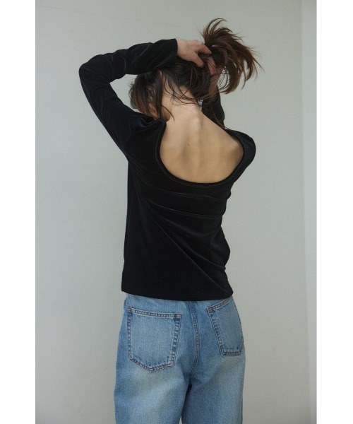 BLACK BY MOUSSY(ブラックバイマウジー)の「back open velour tops(バックオープンベロアトップス)(Tシャツ/カットソー・レディース・ブラック/ライトカーキ・FREE)」の12枚目の写真