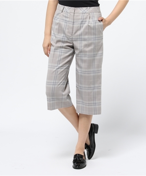 NATURAL BEAUTY BASIC（ナチュラルビューティーベーシック）の「チェックガウチョパンツ（その他パンツ・レディース・グレー系その他/ブラック系その他・X-SMALL/SMALL/MEDIUM）」の2枚目の写真