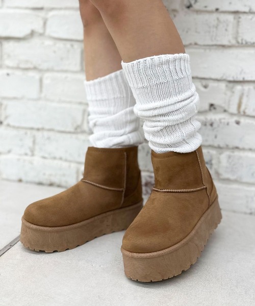 CIAOPANIC（チャオパニック）の「厚底ムートンブーツ（ブーツ・レディース・グレー/ブラック/ブラウン・LARGE/SMALL/X-LARGE/MEDIUM）」の3枚目の写真