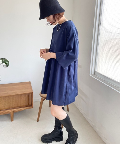 LOWRYS FARM(ローリーズファーム)の「フハクキリカエチュニック8S 967044(Tシャツ/カットソー・レディース・ブラック/ホワイト/ネイビー・FREE)」の9枚目の写真