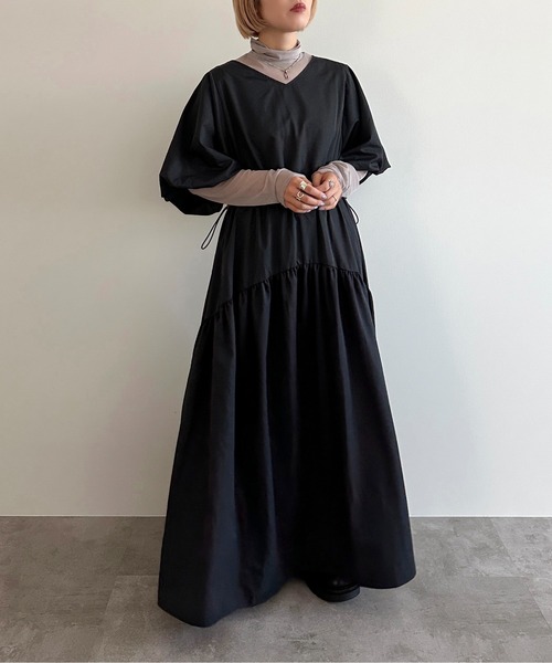 apres jour mignon(アプレジュールミニョン)の「ドロスト袖ボリュームワンピース【ZOZOTOWN限定アイテム】(ワンピース・レディース・ブラック/グレイッシュベージュ/チャコールグレー・MEDIUM/X-LARGE/SMALL)」の2枚目の写真