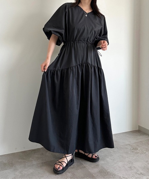 apres jour mignon(アプレジュールミニョン)の「ドロスト袖ボリュームワンピース【ZOZOTOWN限定アイテム】(ワンピース・レディース・ブラック/グレイッシュベージュ/チャコールグレー・MEDIUM/X-LARGE/SMALL)」の15枚目の写真