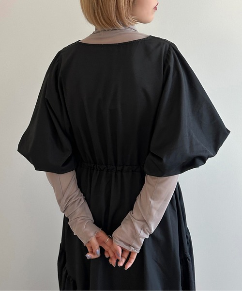 apres jour mignon(アプレジュールミニョン)の「ドロスト袖ボリュームワンピース【ZOZOTOWN限定アイテム】(ワンピース・レディース・ブラック/グレイッシュベージュ/チャコールグレー・MEDIUM/X-LARGE/SMALL)」の19枚目の写真