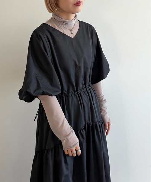 apres jour mignon(アプレジュールミニョン)の「ドロスト袖ボリュームワンピース【ZOZOTOWN限定アイテム】(ワンピース・レディース・ブラック/グレイッシュベージュ/チャコールグレー・MEDIUM/X-LARGE/SMALL)」の20枚目の写真