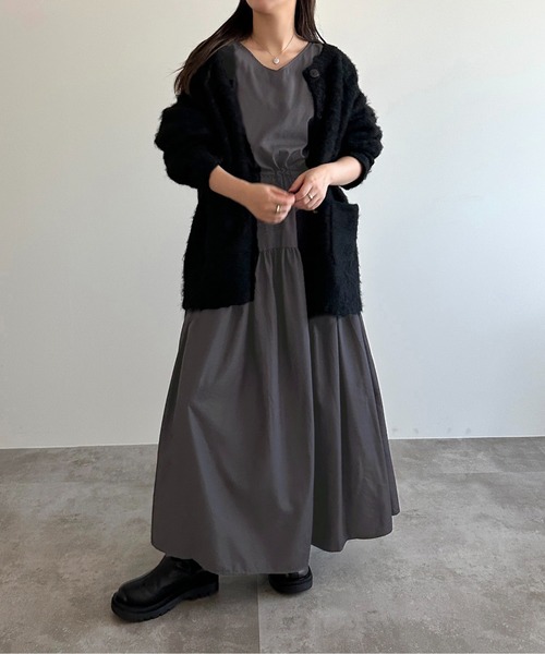 apres jour mignon(アプレジュールミニョン)の「ドロスト袖ボリュームワンピース【ZOZOTOWN限定アイテム】(ワンピース・レディース・ブラック/グレイッシュベージュ/チャコールグレー・MEDIUM/X-LARGE/SMALL)」の9枚目の写真