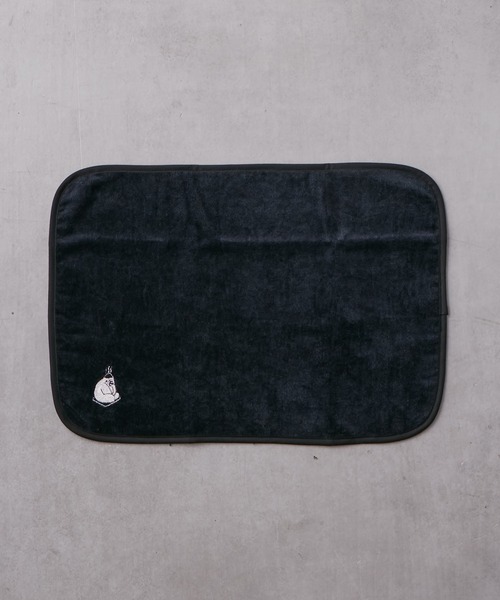 BIRTHDAY BAR(バースデイバー)の「ゴリラックス サウナマットタオル(アウトドアグッズ・メンズ・ブラック・フリー)」の1枚目の写真