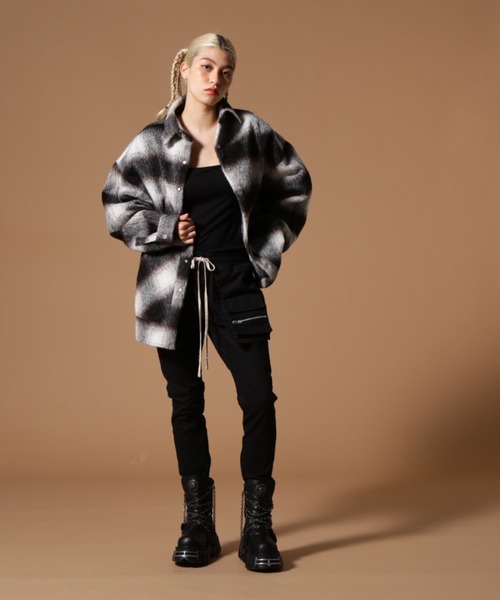 DANKE SCHON（ダンケシェーン）の「【WEB&DEPOT限定】DankeSchon/ダンケシェーン/STRETCH TWILL FLAP POCKET PANTS（その他パンツ・レディース・ブラック/カーキ・MEDIUM/X-LARGE/LARGE/SMALL）」の4枚目の写真